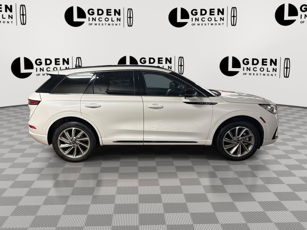 Certified 2025 Lincoln Corsair Grand Touring w/ Equipment Group 301A image 9