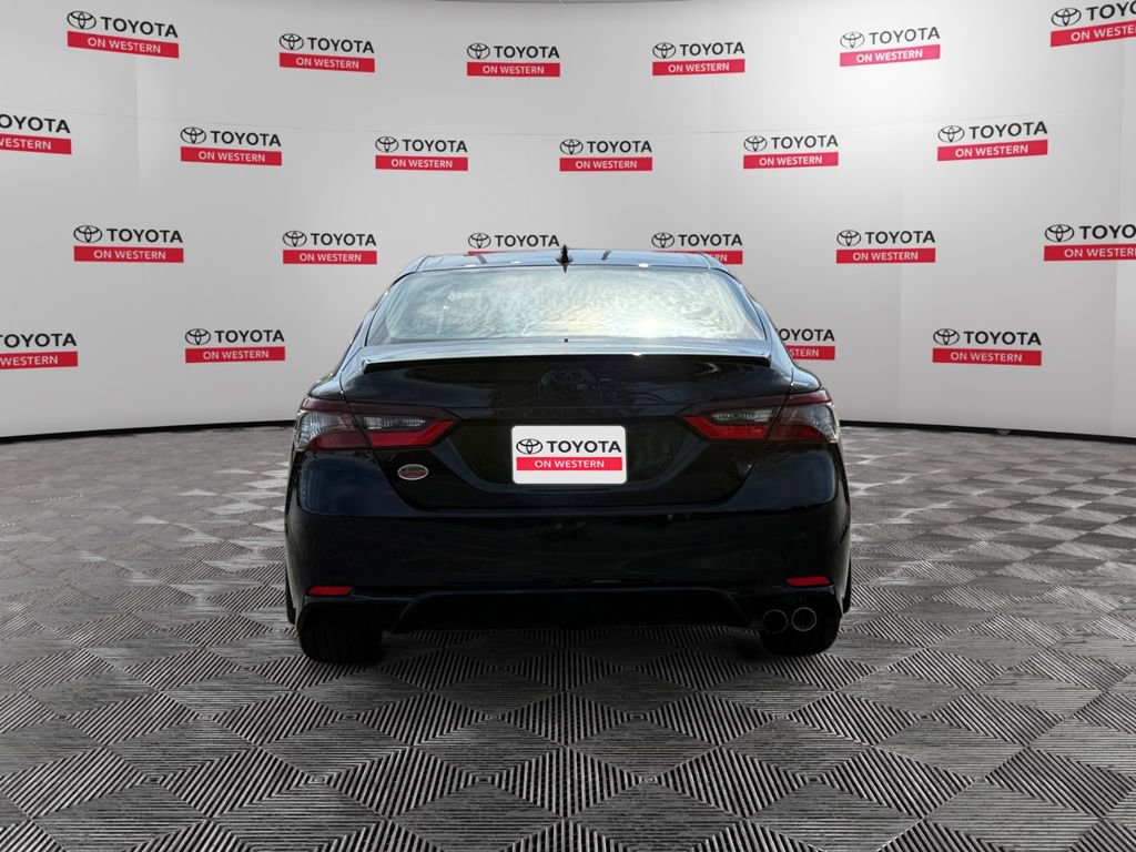 Certified 2023 Toyota Camry SE FWD image 4