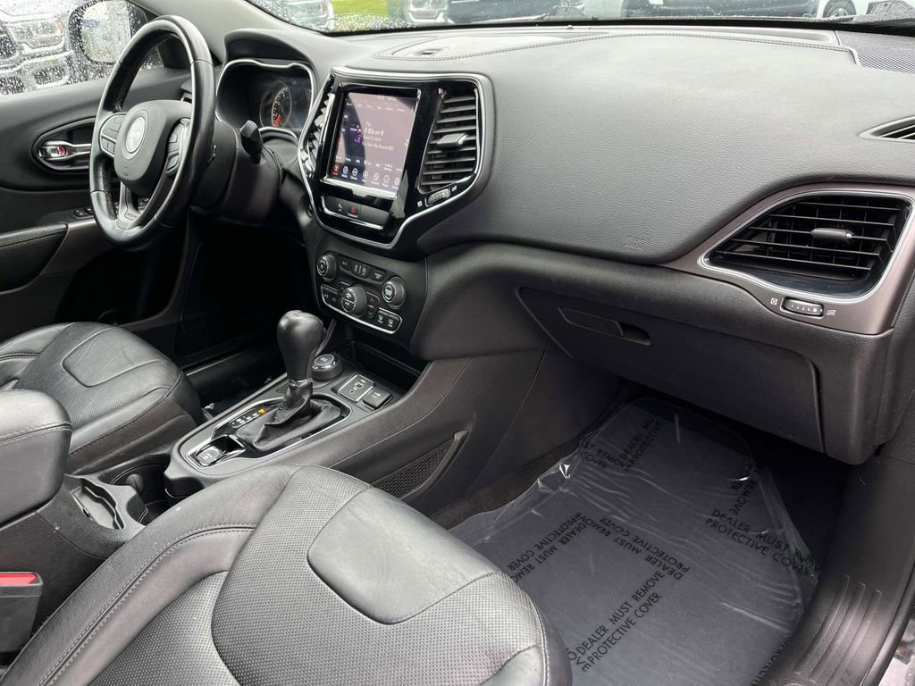 Used 2020 Jeep Cherokee Limited image 23