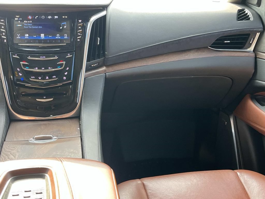 Used 2017 Cadillac Escalade Premium Luxury RWD image 12