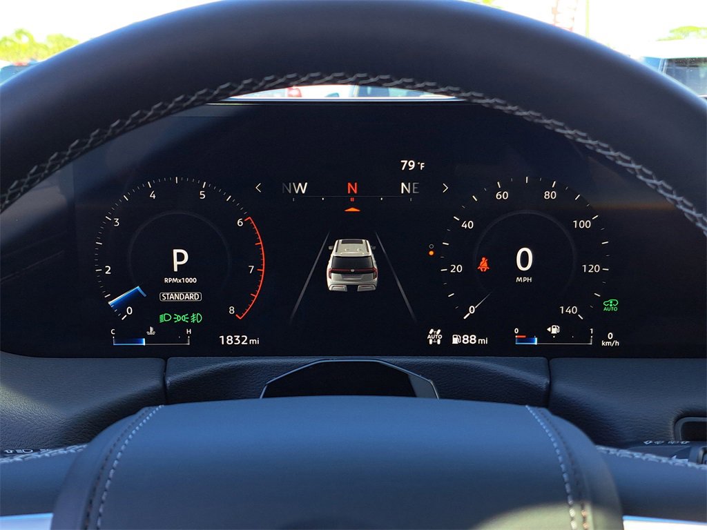 New 2025 Nissan Armada Platinum Reserve image 12