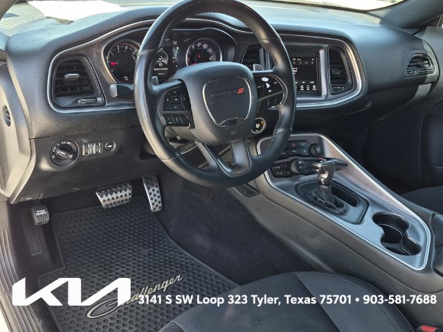 Used 2019 Dodge Challenger R/T w/ Driver Convenience Group RWD image 24
