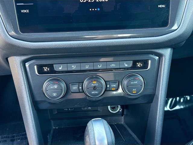 Used 2021 Volkswagen Tiguan SE R-Line image 15