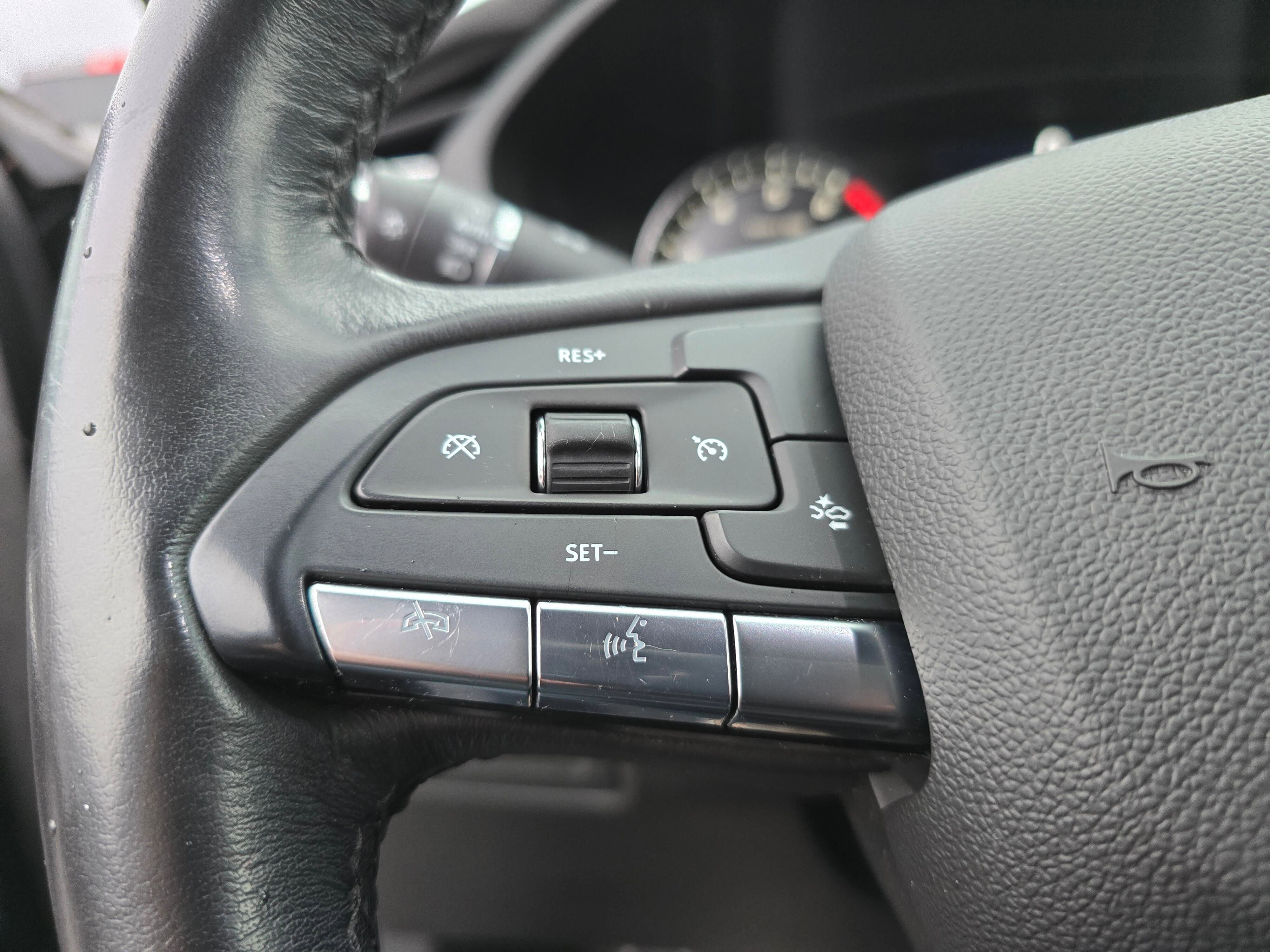 Used 2020 Cadillac XT4 Premium Luxury image 20