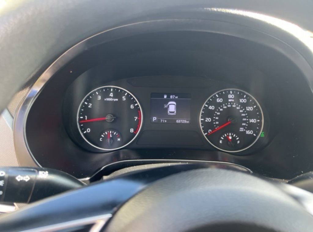 Used 2023 Kia Seltos LX image 11