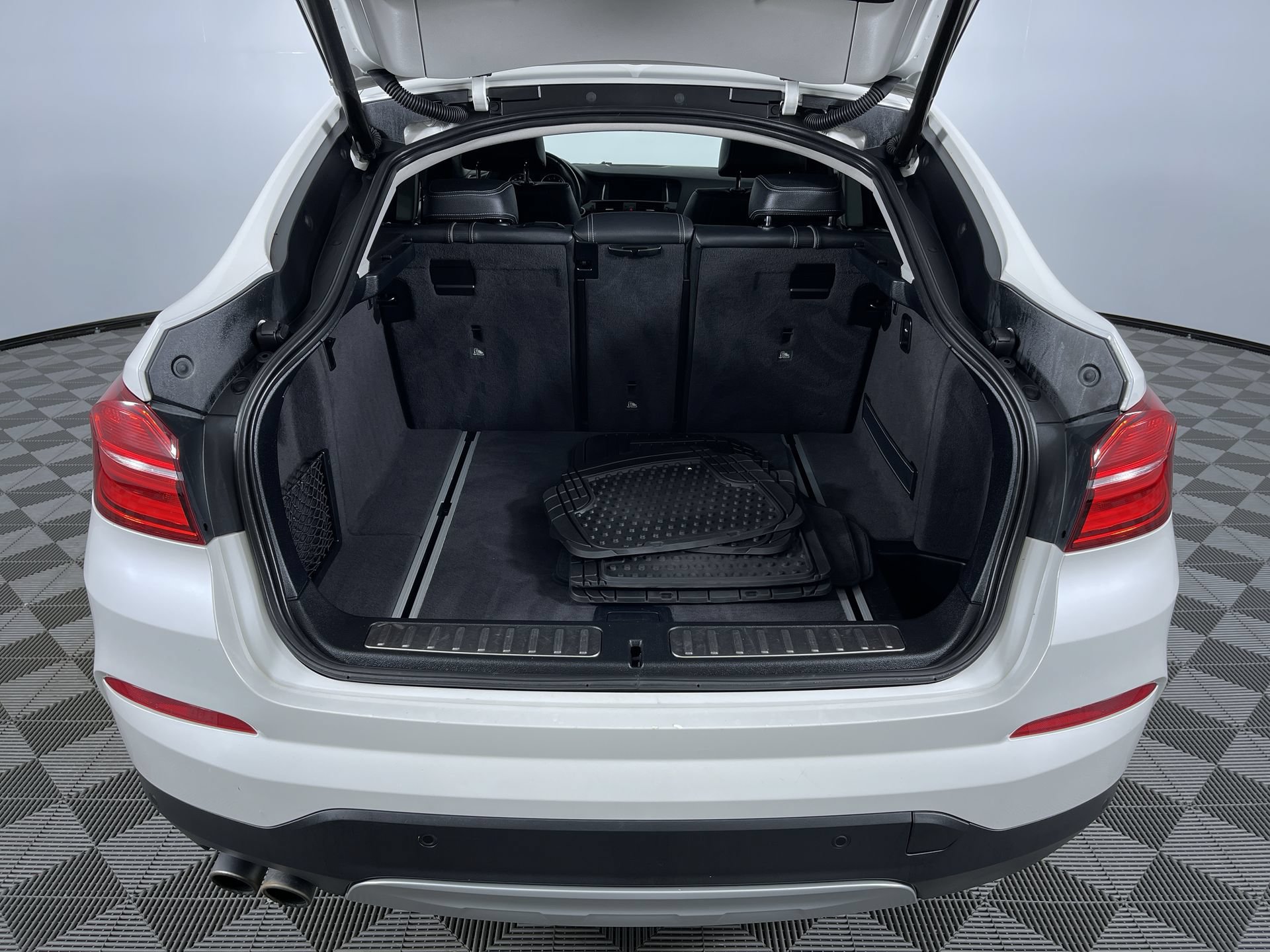 Used 2016 BMW X4 xDrive28i AWD/4WD image 26