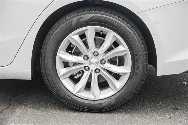 Used 2024 Chevrolet Malibu LT image 10