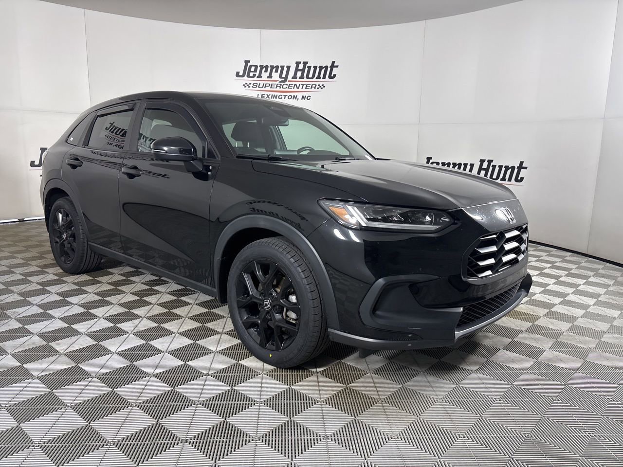 Used 2024 Honda HR-V Sport image 3