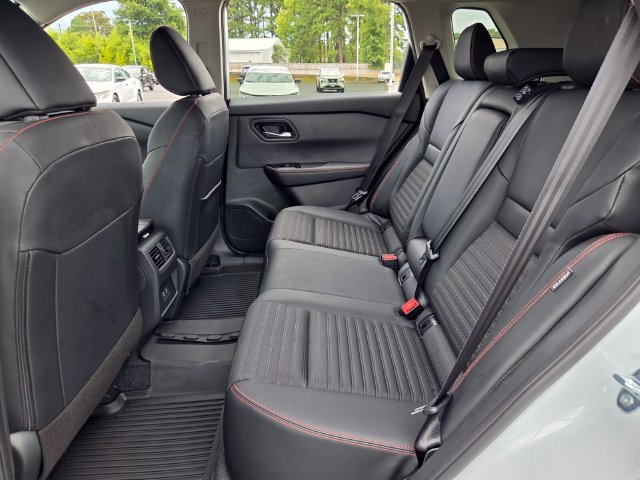 New 2026 Nissan Rogue SV AWD/4WD image 12