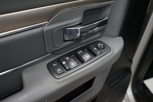Used 2013 RAM 1500 Classic SLT w/ Premium Display Pkg image 20