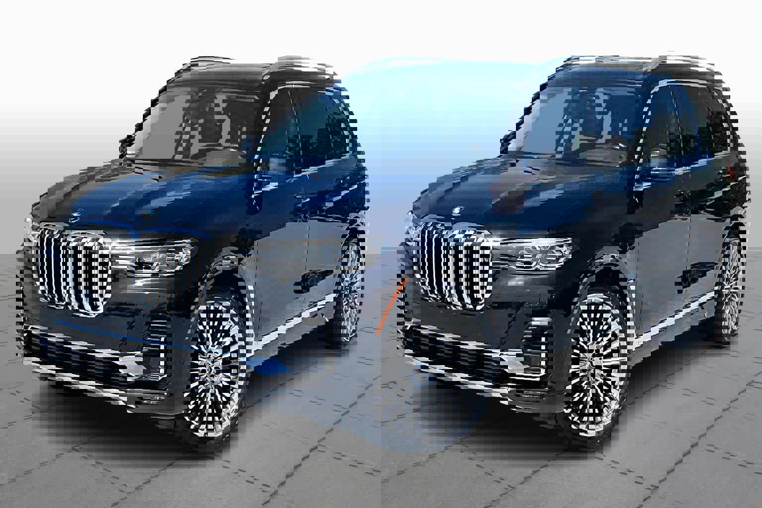 Used 2022 BMW X7 xDrive40i w/ Premium Package AWD/4WD image 1