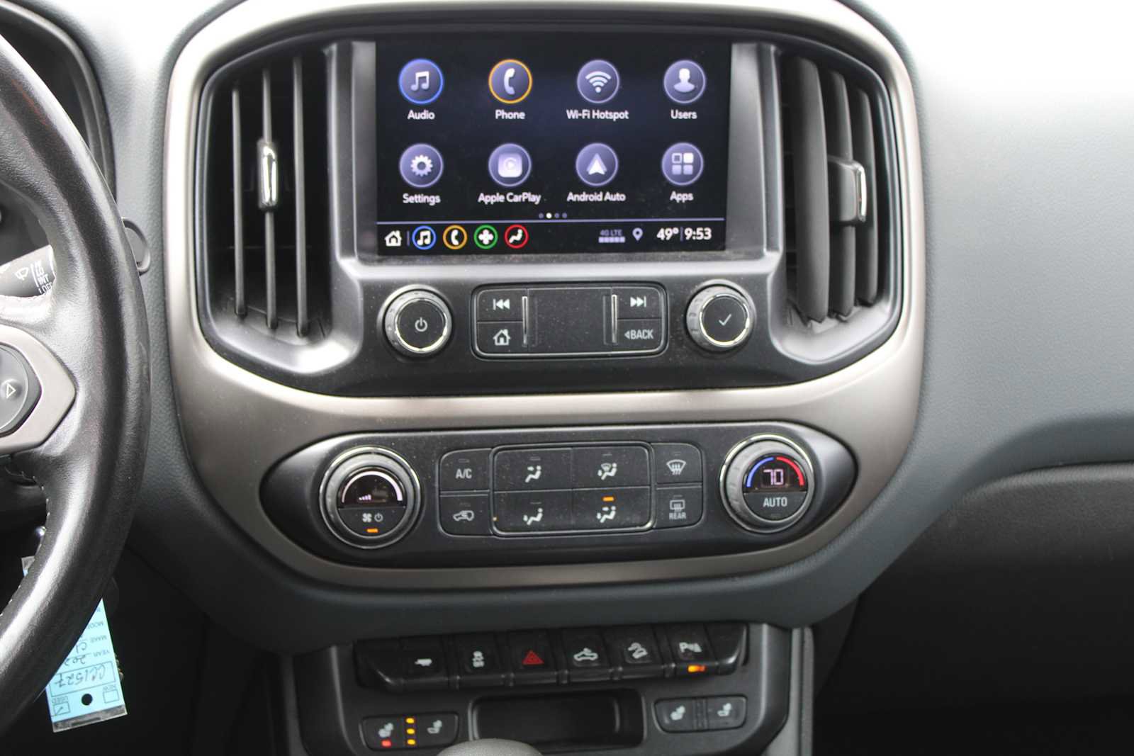 Used 2022 Chevrolet Colorado Z71 image 9