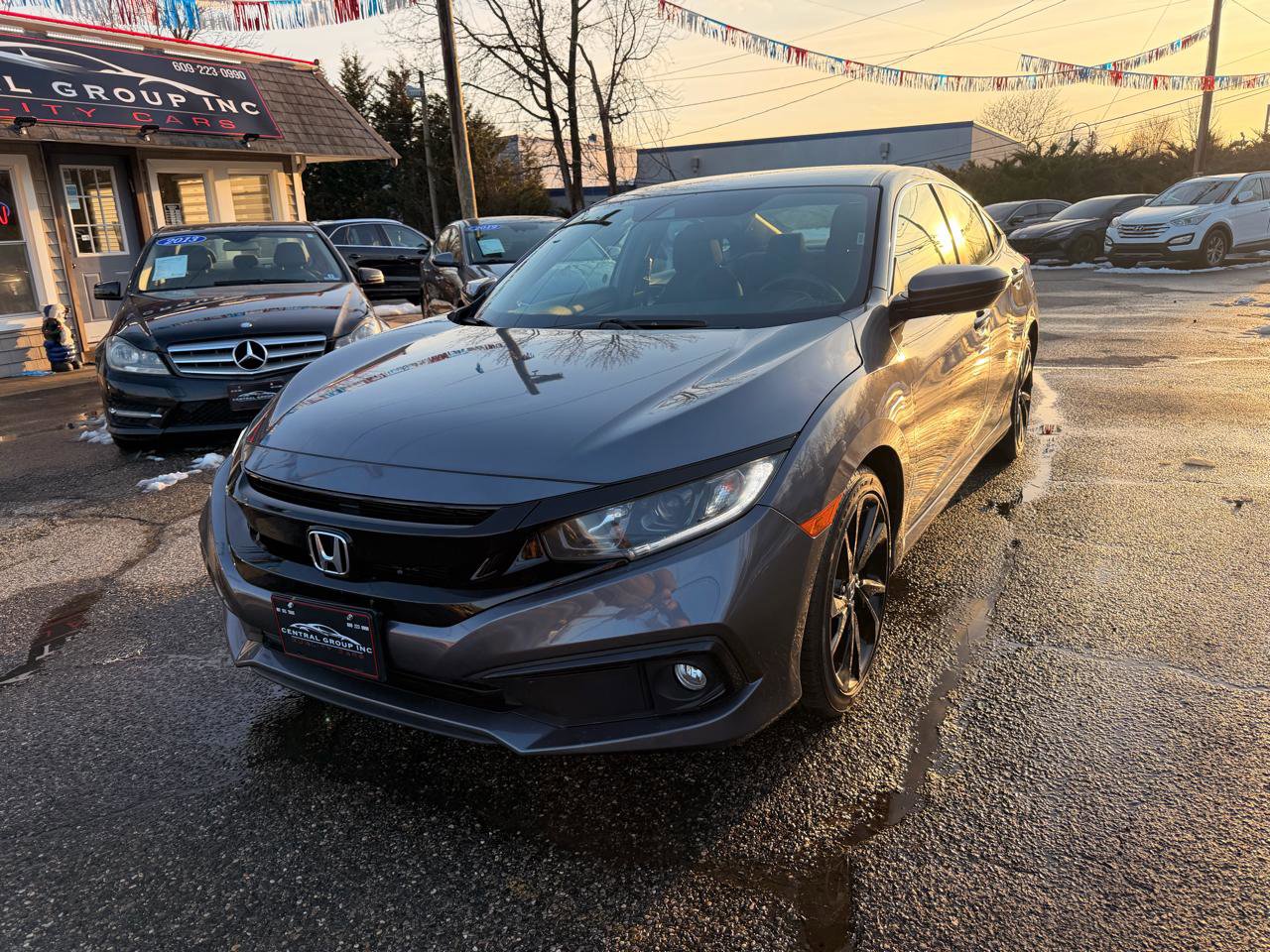 Used 2021 Honda Civic Sport image 2