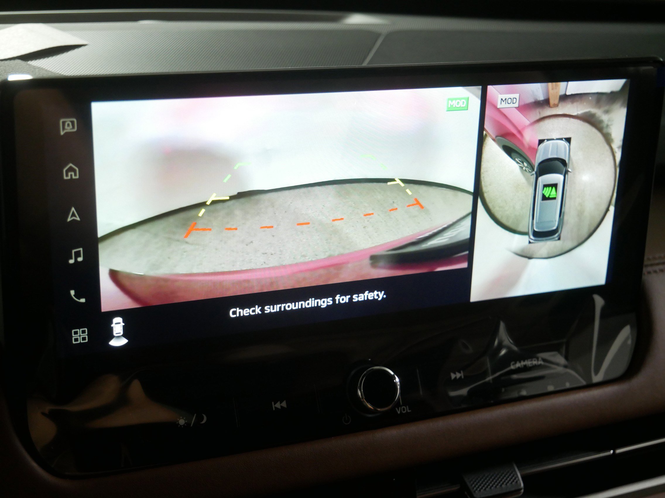 New 2025 Mitsubishi Outlander SEL image 9