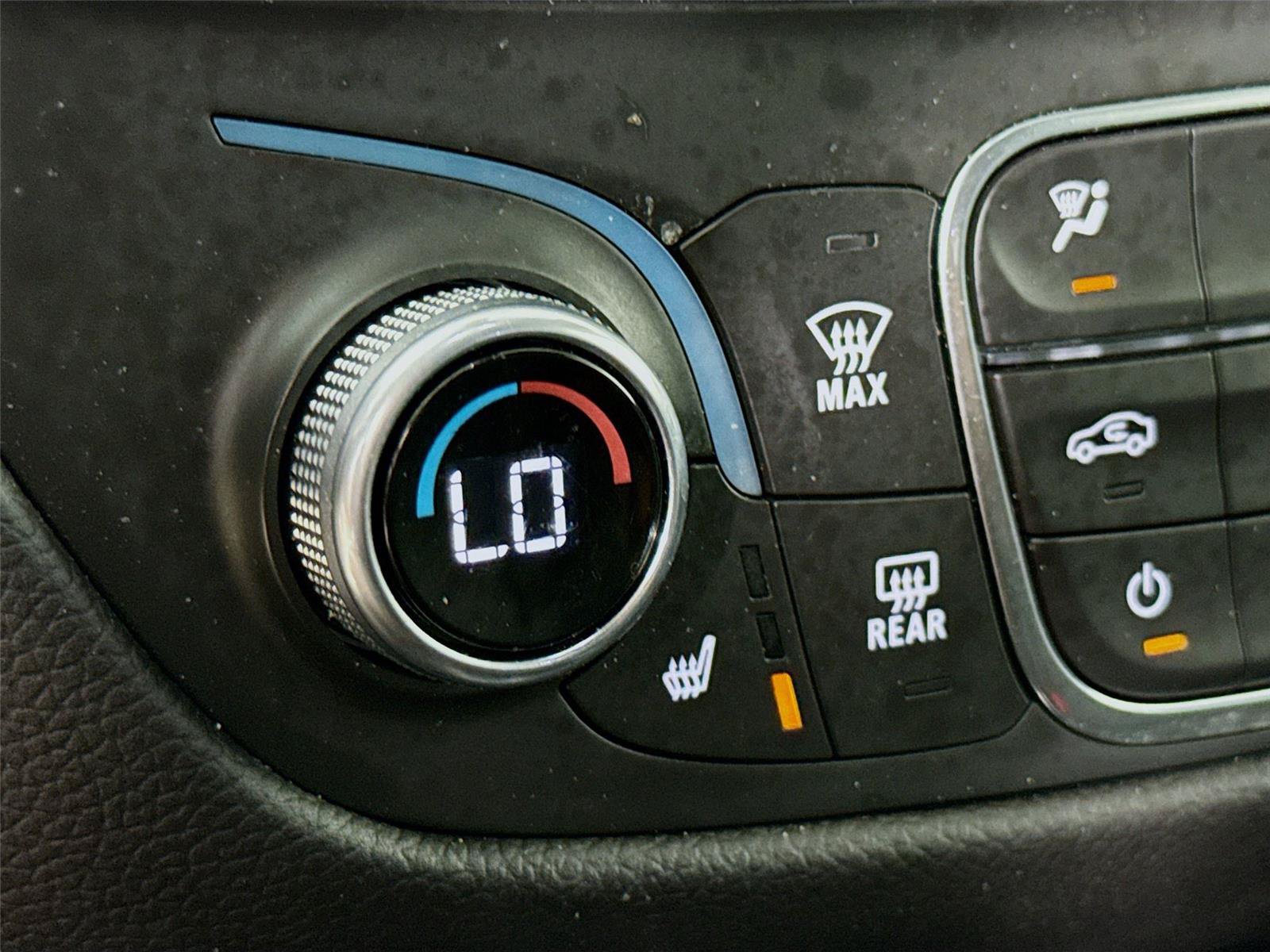 Used 2024 Chevrolet Equinox LT AWD/4WD image 20