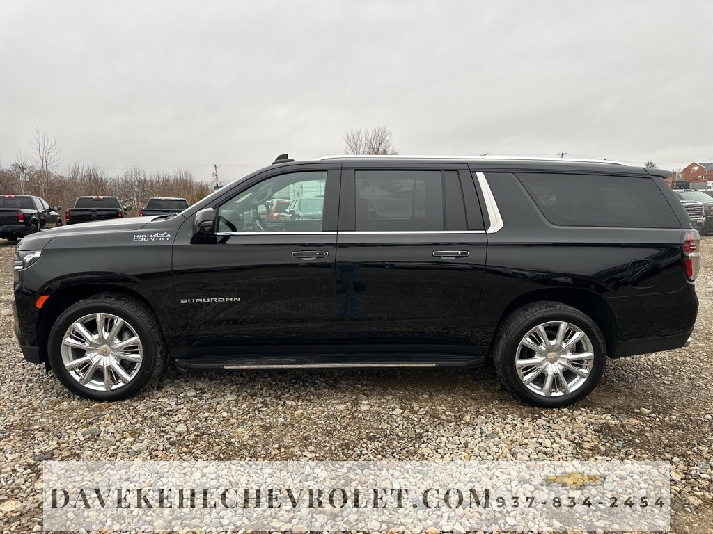 Certified 2024 Chevrolet Suburban High Country image 2