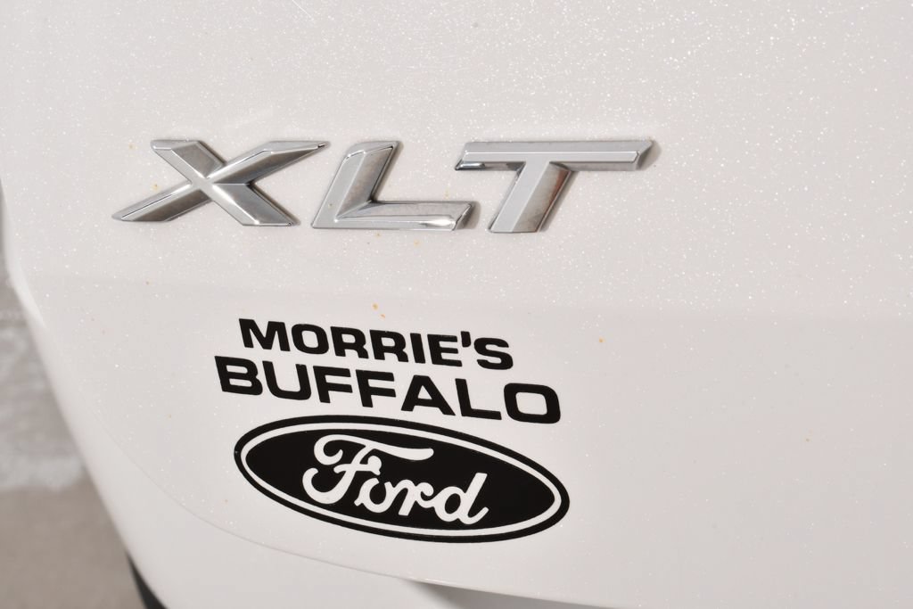 Used 2022 Ford Explorer XLT w/ Equipment Group 202A AWD/4WD image 23