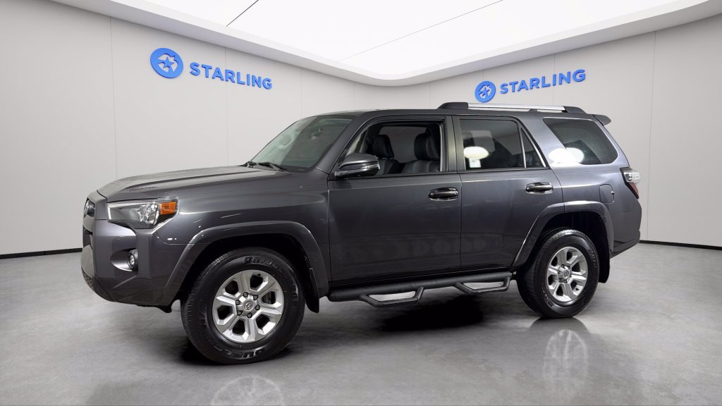 Used 2022 Toyota 4Runner SR5 Premium w/ Moonroof Package RWD image 2