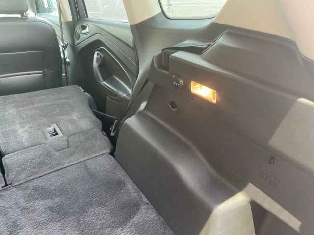 Used 2018 Ford Escape Titanium w/ Ford Safe & Smart Package AWD/4WD image 65