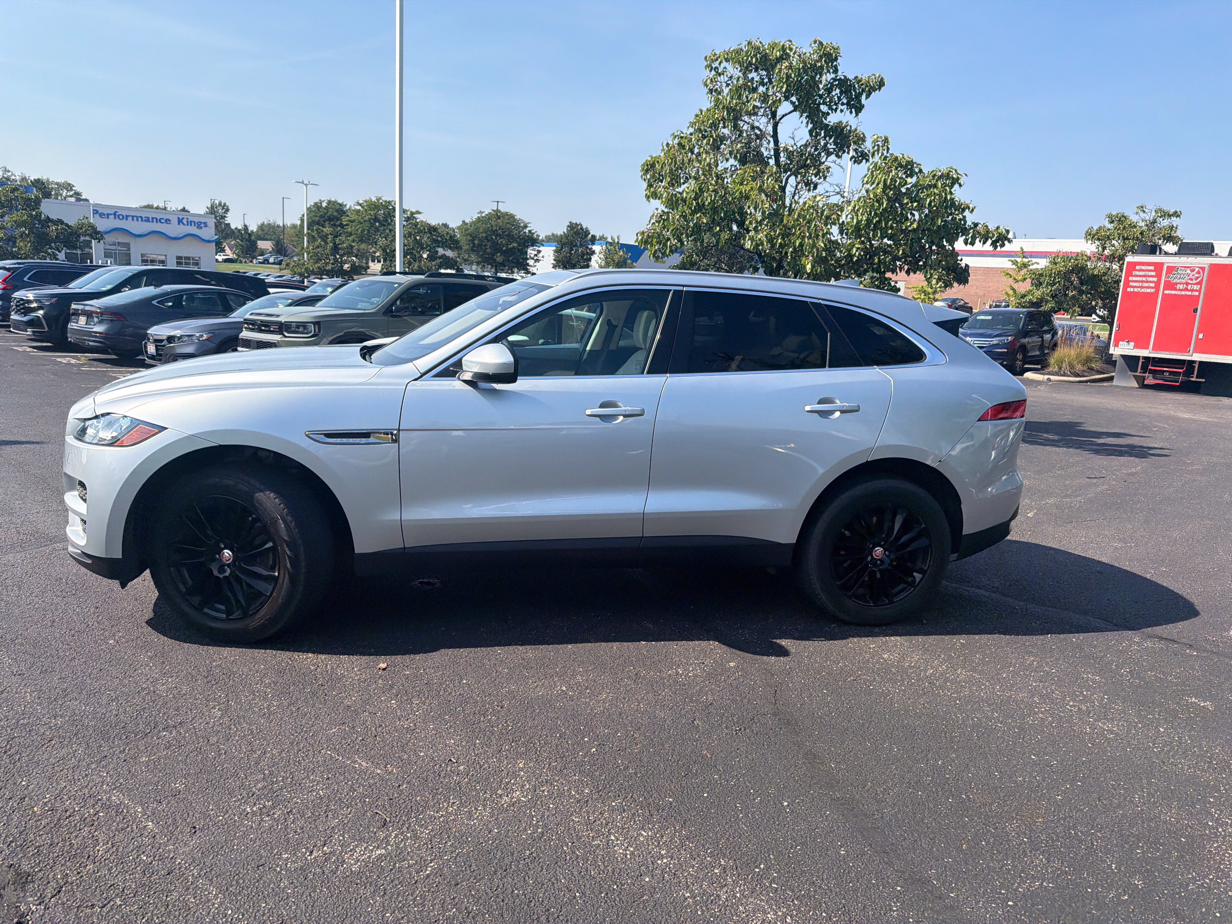 Used 2019 Jaguar F-PACE Prestige AWD/4WD image 11