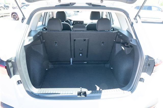 New 2026 Volkswagen Taos S FWD image 36