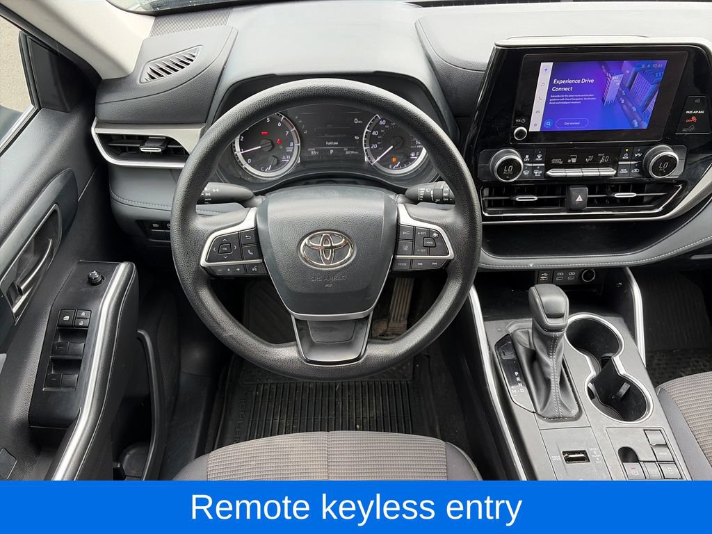 Used 2023 Toyota Highlander L FWD image 13