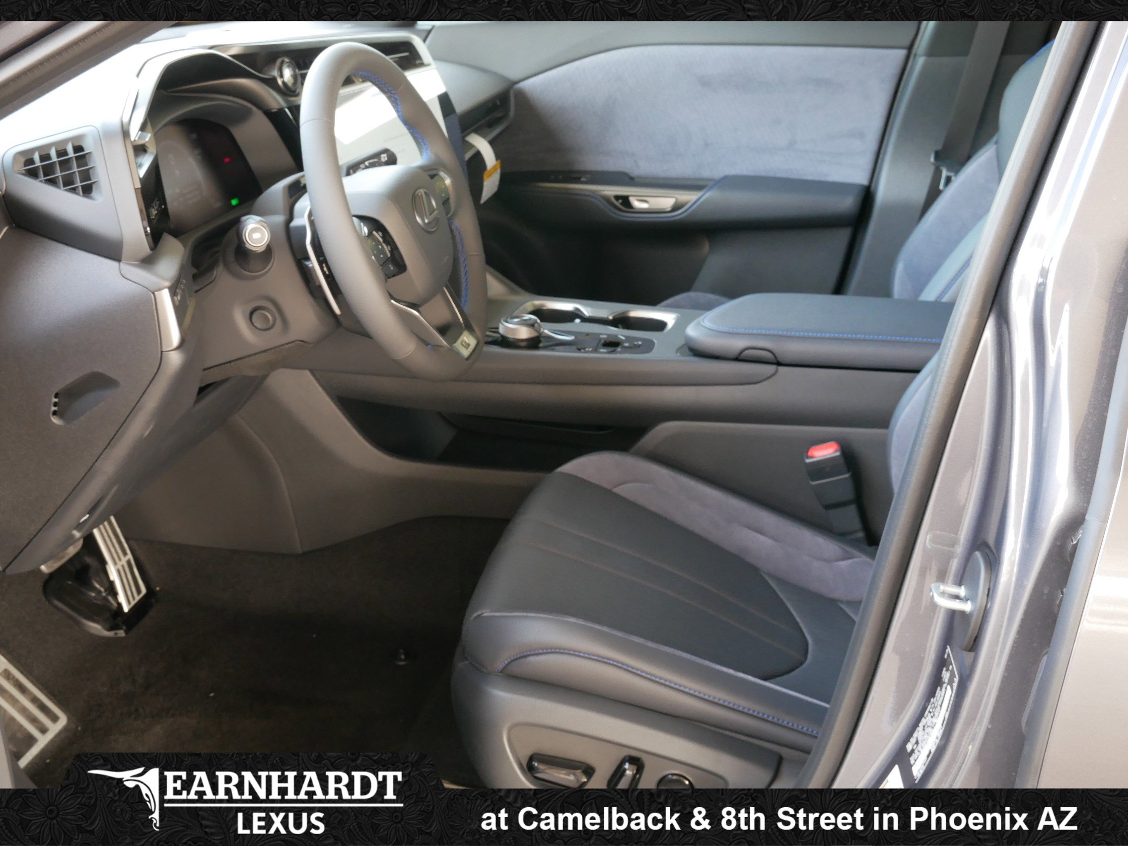 New 2026 Lexus RZ 450e AWD image 4