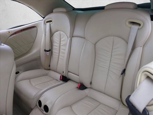 Used 2009 Mercedes-Benz CLK 550 Cabriolet image 15