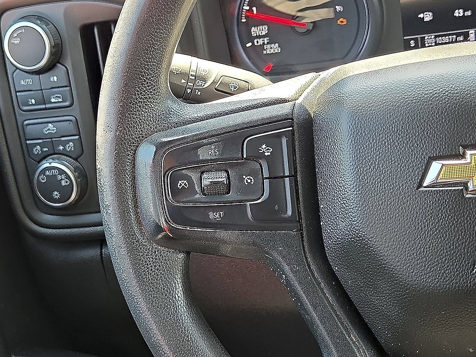 Used 2022 Chevrolet Silverado 1500 Custom AWD/4WD image 17