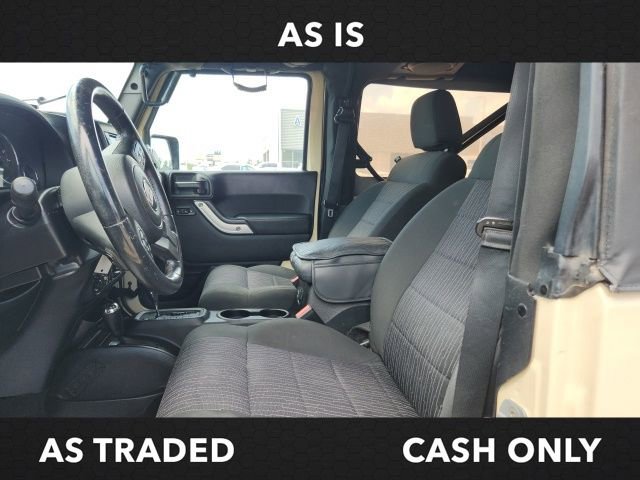 Used 2011 Jeep Wrangler Sahara w/ Connectivity Group image 17