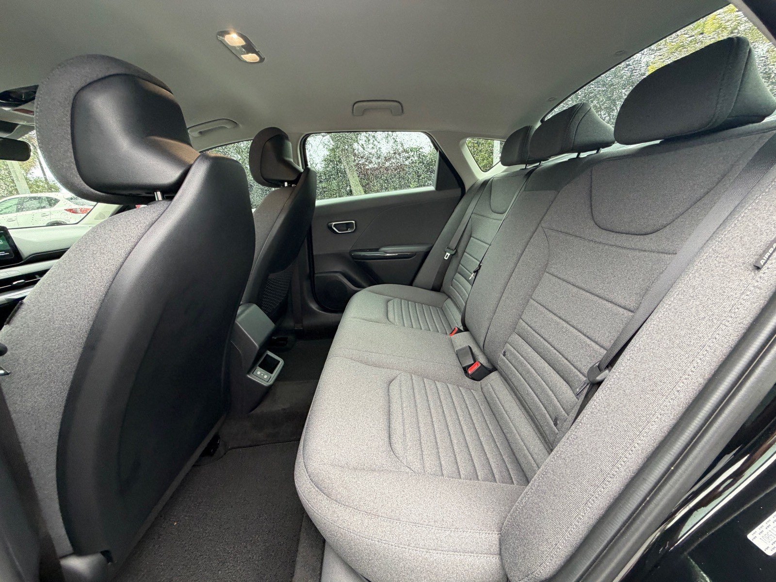 Used 2025 Kia K4 EX FWD image 25