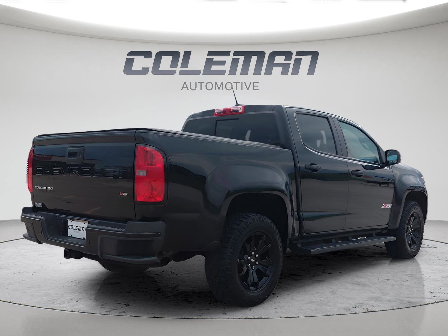 Used 2021 Chevrolet Colorado Z71 w/ Z71 Midnight Edition AWD/4WD image 5