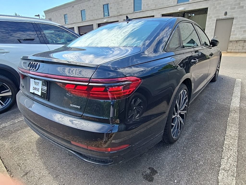 Used 2024 Audi A8 L 3.0T AWD/4WD image 7