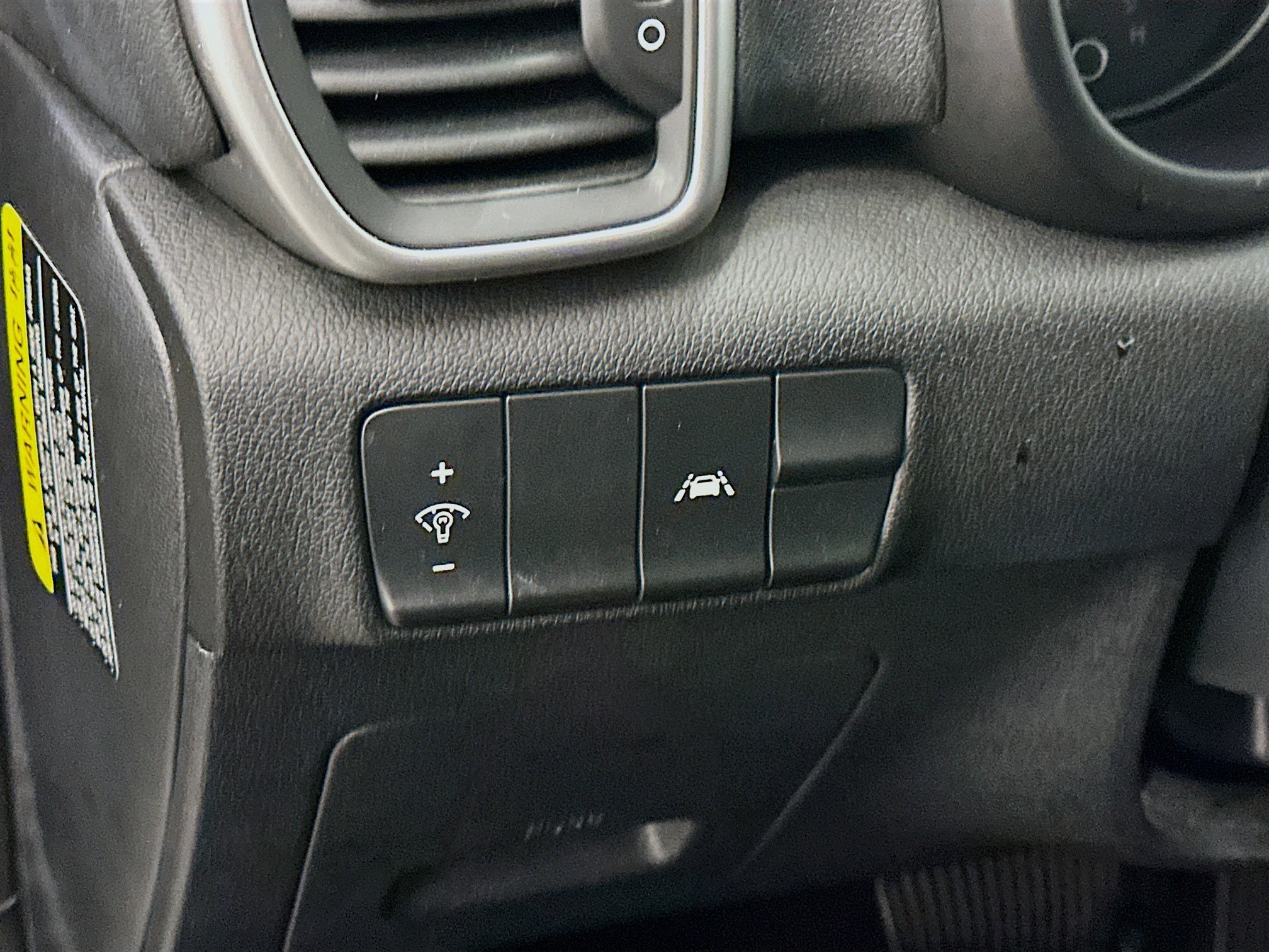 Used 2022 Kia Sportage LX image 17