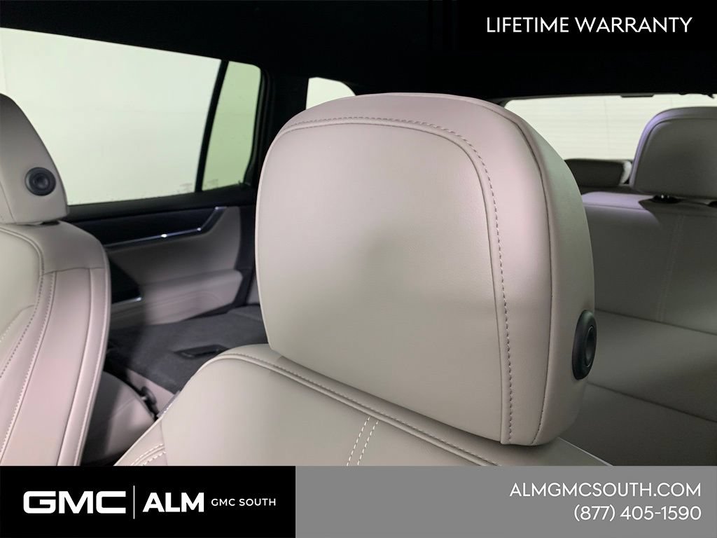 New 2026 GMC Acadia Elevation w/ Super Cruise Package FWD image 16