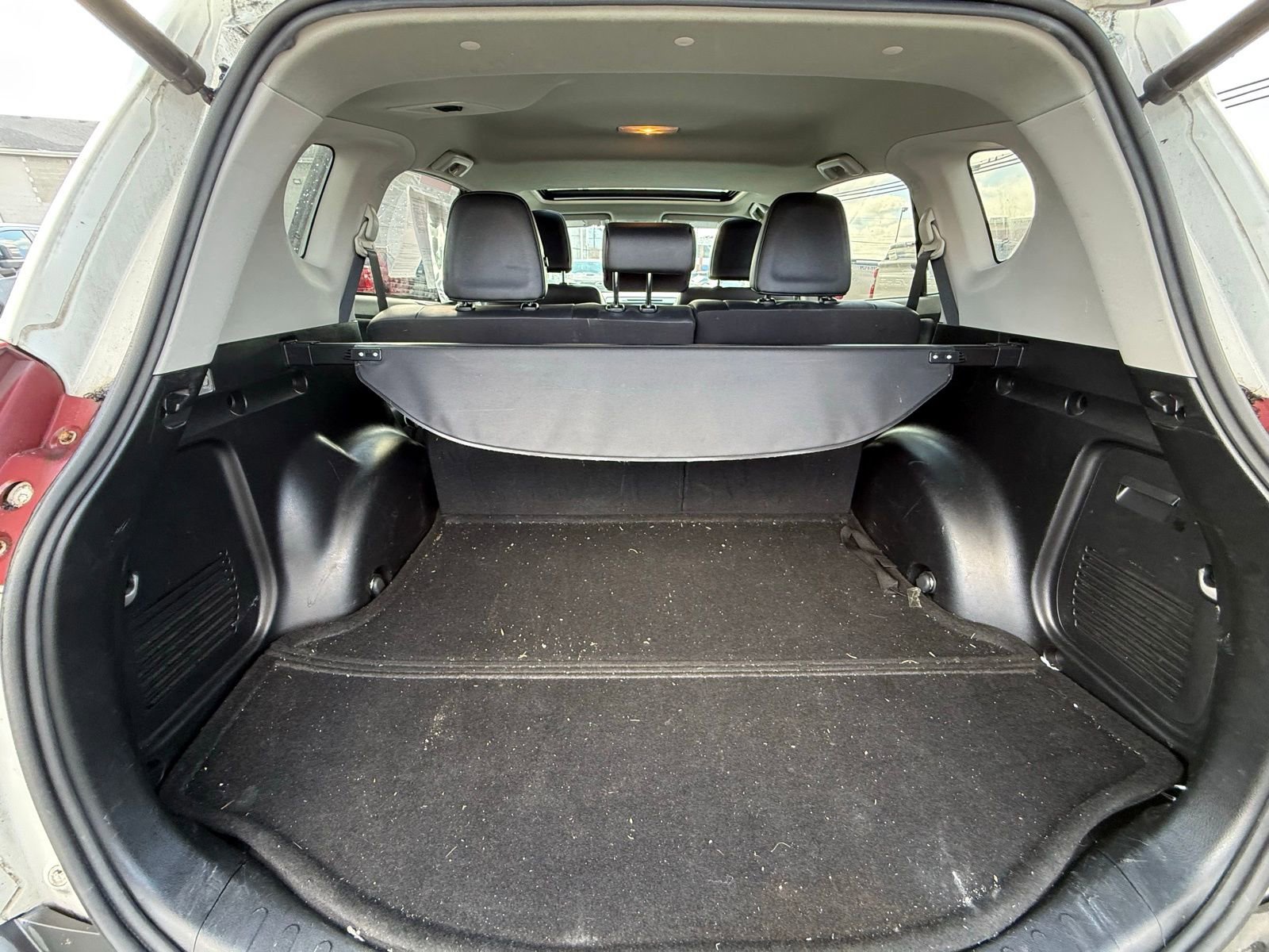 Used 2015 Toyota RAV4 Limited image 18