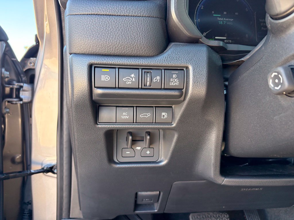 Used 2026 Toyota Land Cruiser w/ Premium Package AWD/4WD image 27