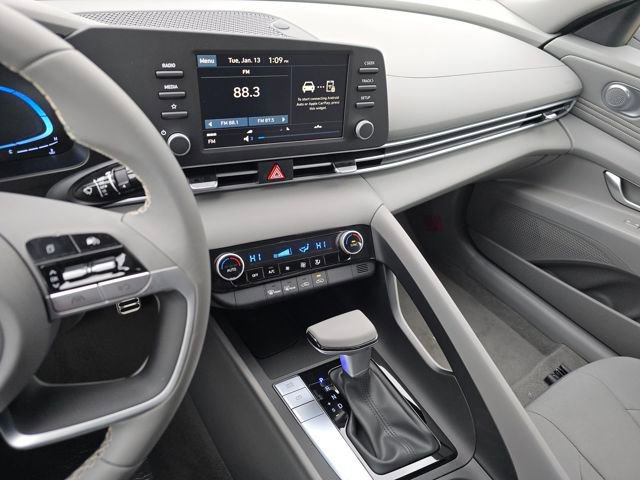 New 2026 Hyundai Elantra Sport image 22