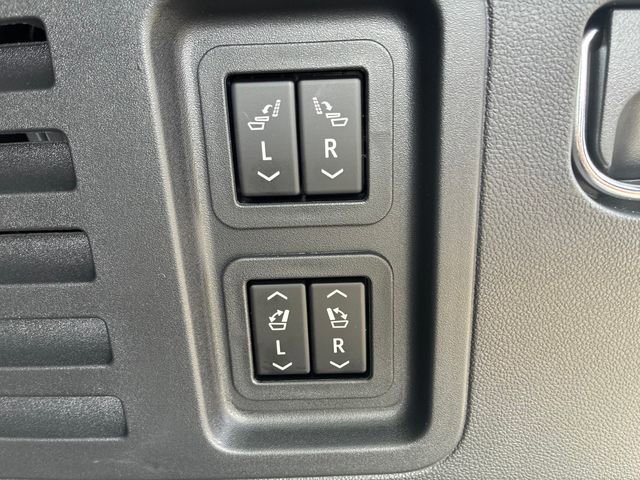 New 2026 Chevrolet Traverse High Country w/ LPO, Floor Liner Package image 16