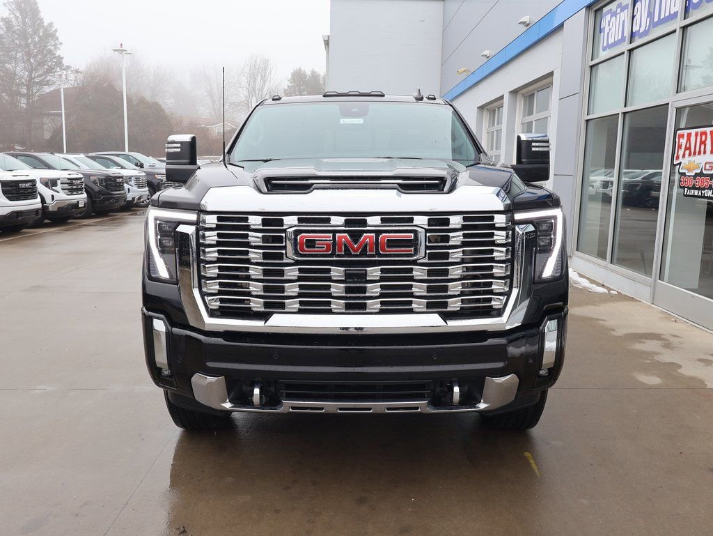 Certified 2024 GMC Sierra 3500 Denali w/ Denali Reserve Package image 5