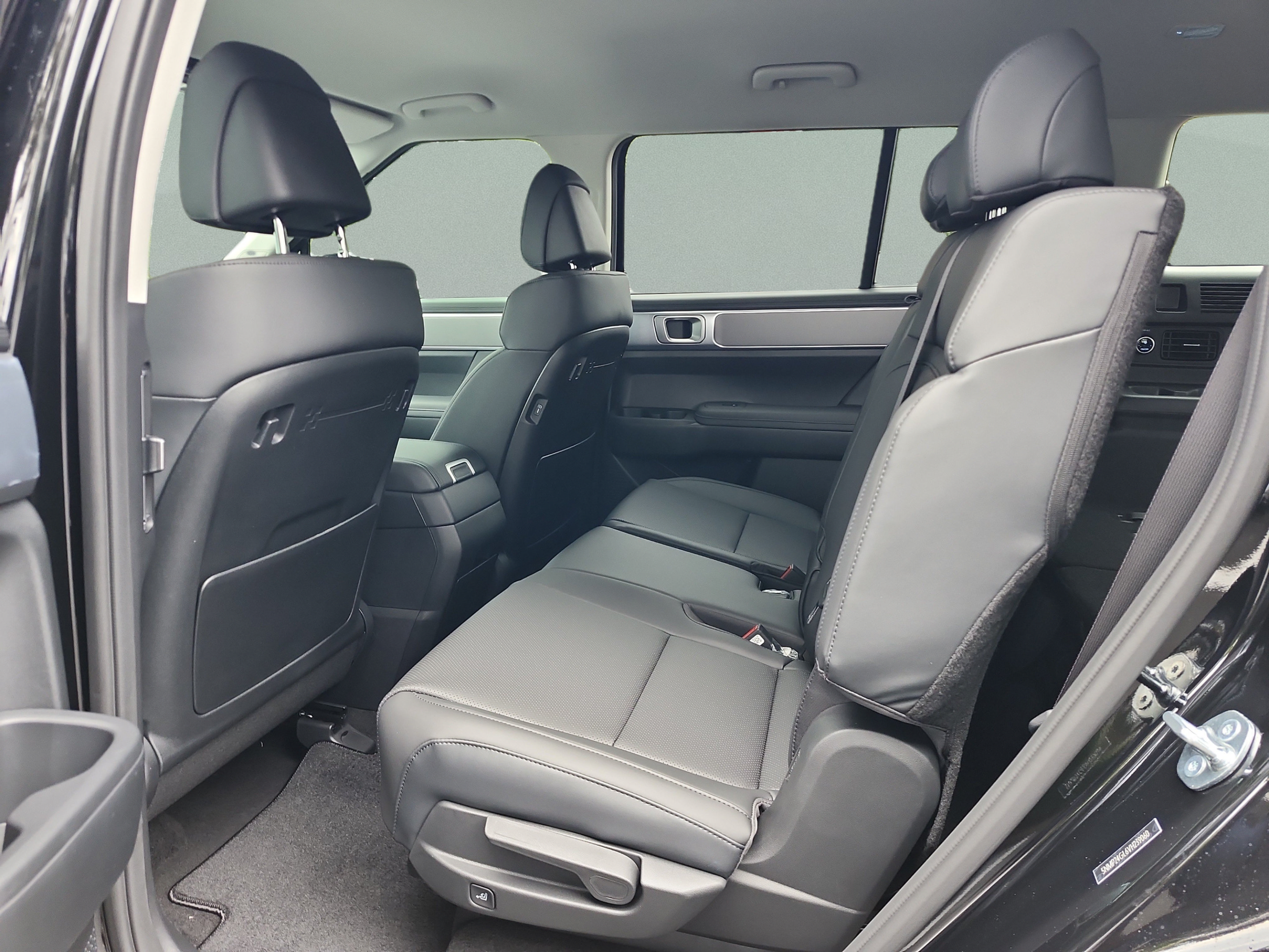 New 2027 Hyundai Santa Fe SEL w/ Tow & Go Package FWD image 16