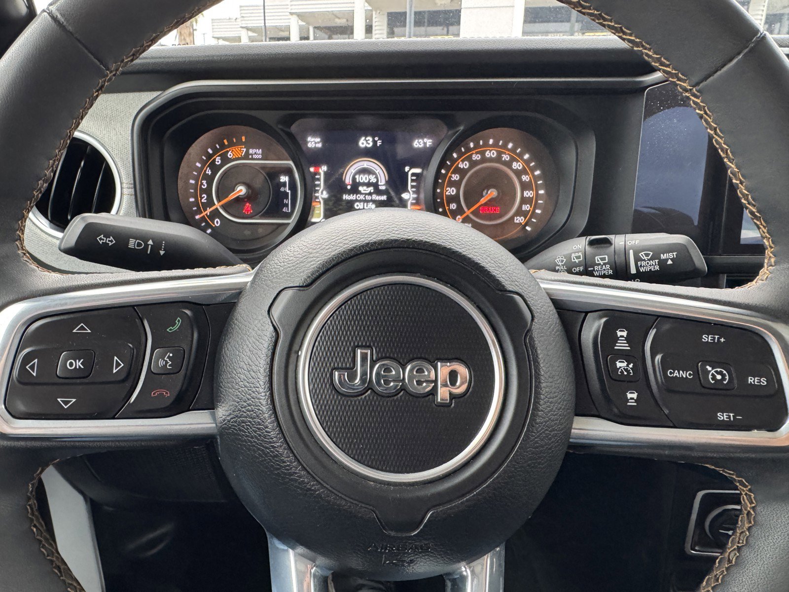 Certified 2024 Jeep Wrangler Unlimited Sahara image 25