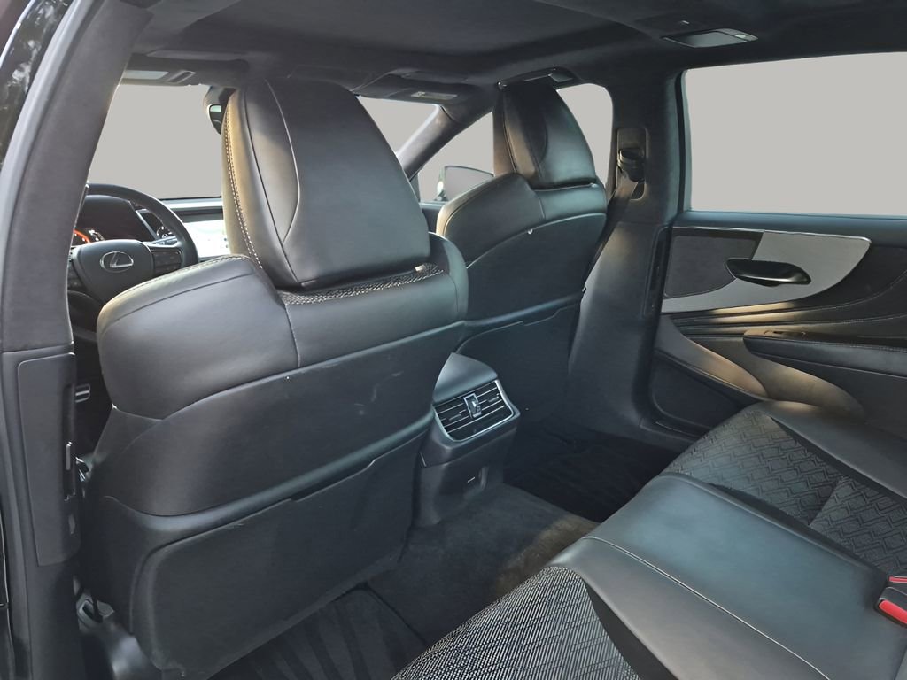 Used 2018 Lexus LS 500 F Sport w/ Accessory Package (Z2) image 18