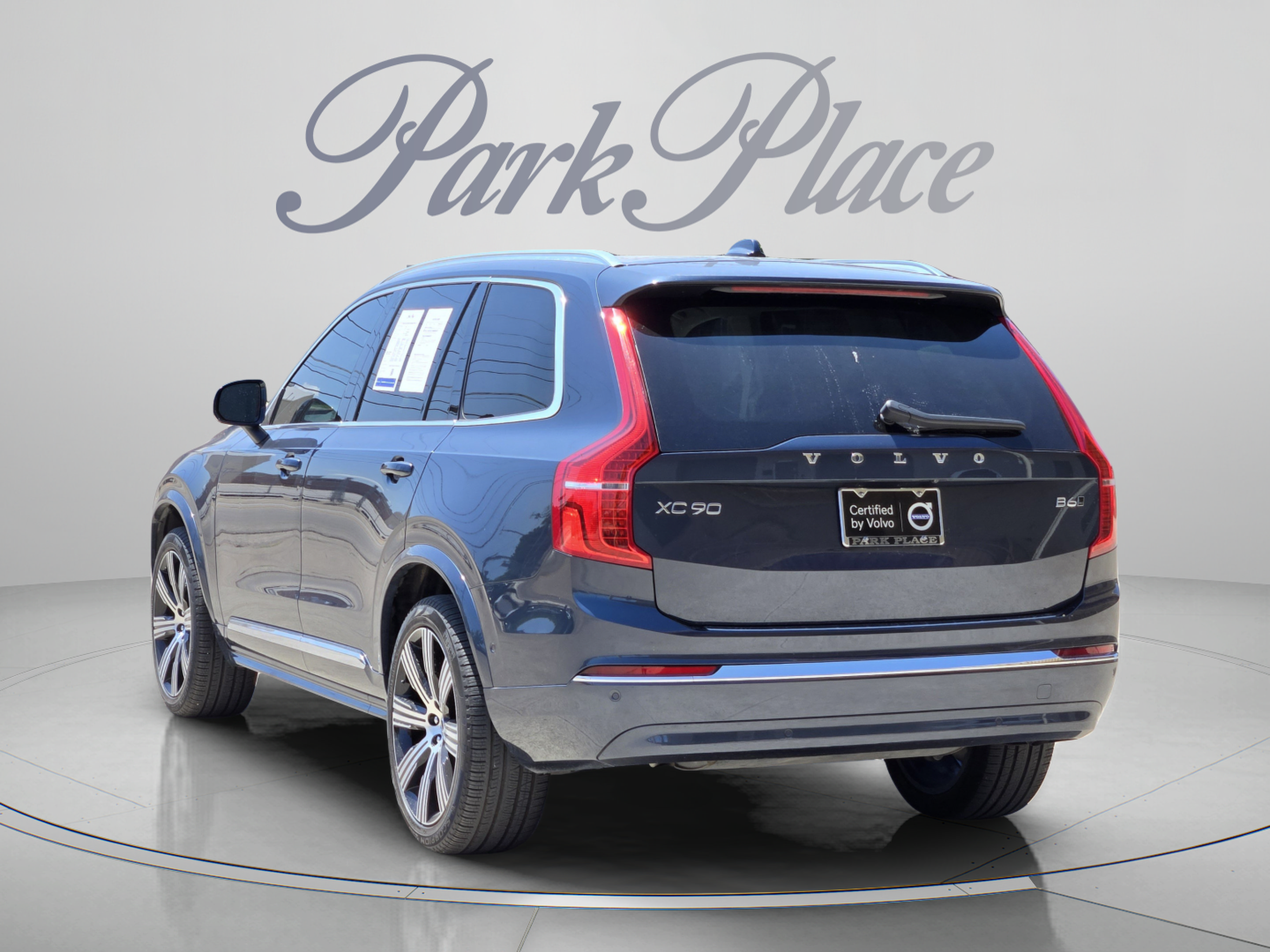 Used 2024 Volvo XC90 B6 Plus w/ Protection Package Premier AWD/4WD image 3