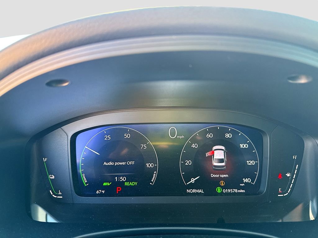 Used 2025 Honda Civic Sport image 14