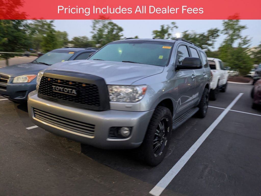 Used 2012 Toyota Sequoia SR5 RWD image 4