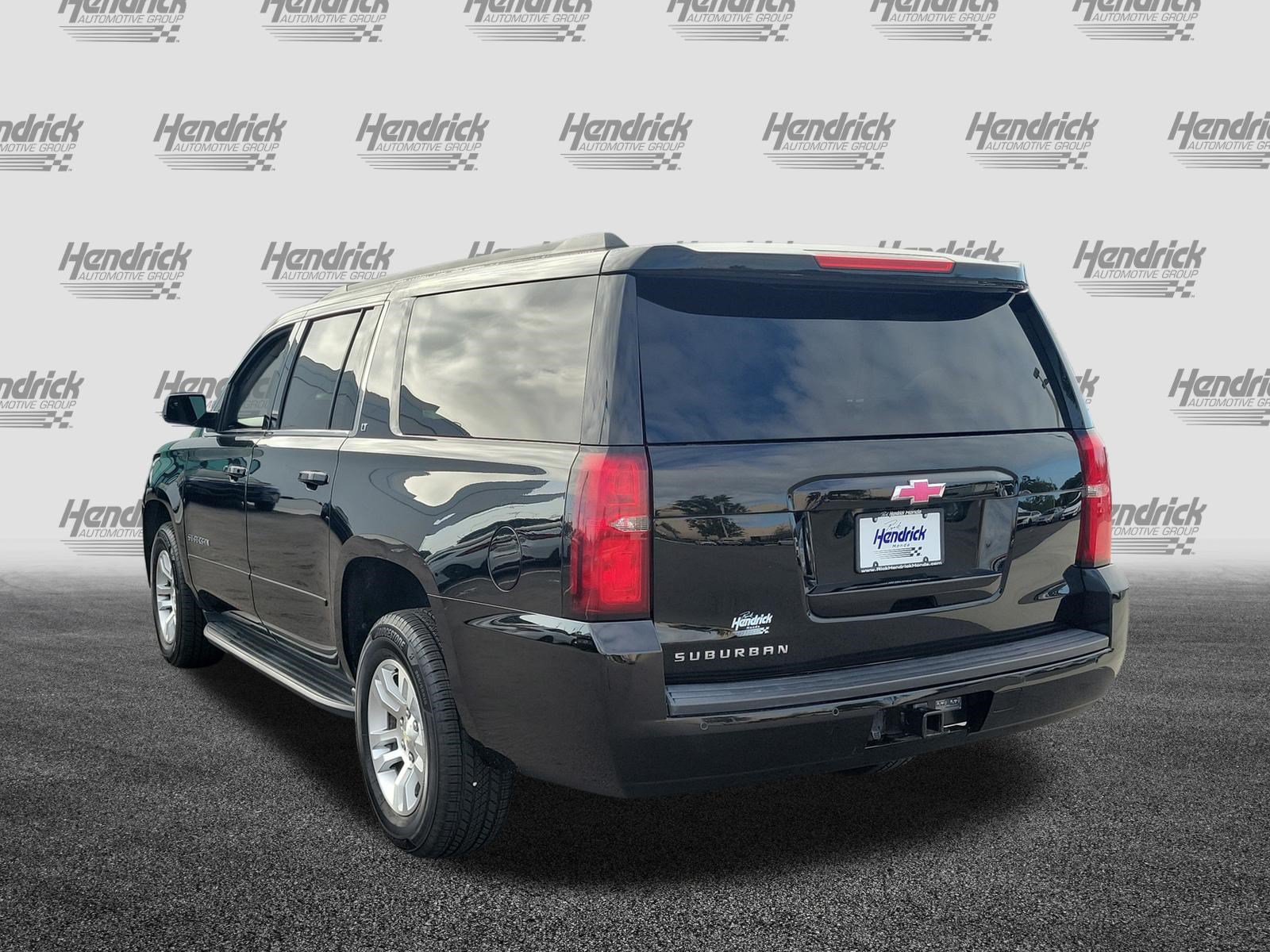 Used 2018 Chevrolet Suburban LT AWD/4WD image 5