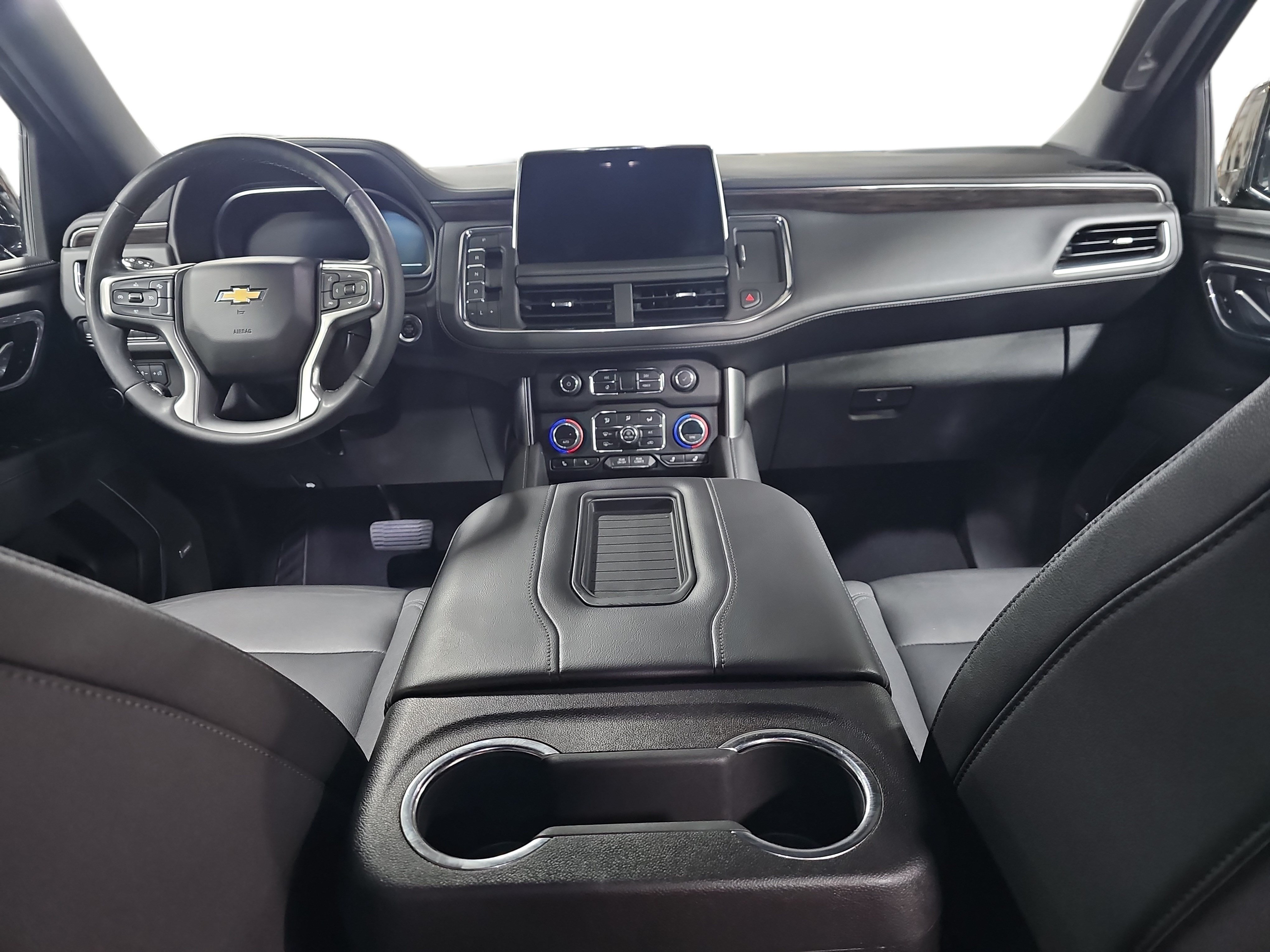 Used 2023 Chevrolet Suburban LT AWD/4WD image 9