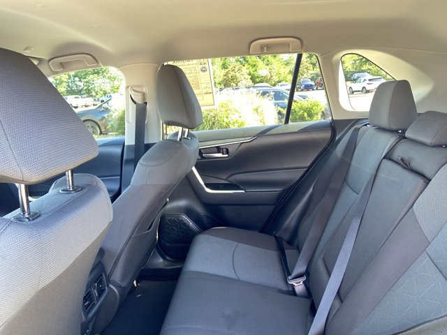 Used 2024 Toyota RAV4 XLE FWD image 17
