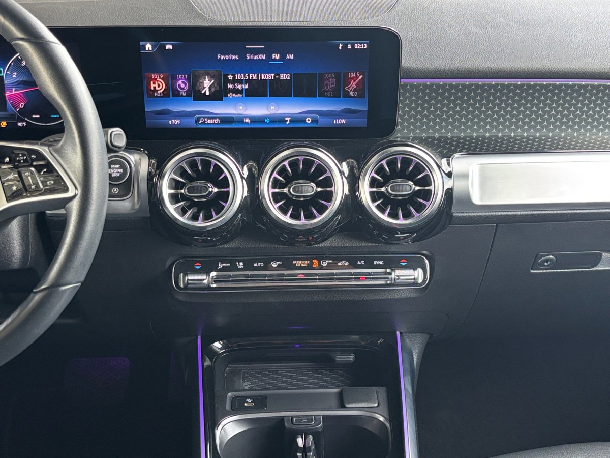 Used 2024 Mercedes-Benz GLB 250 image 3